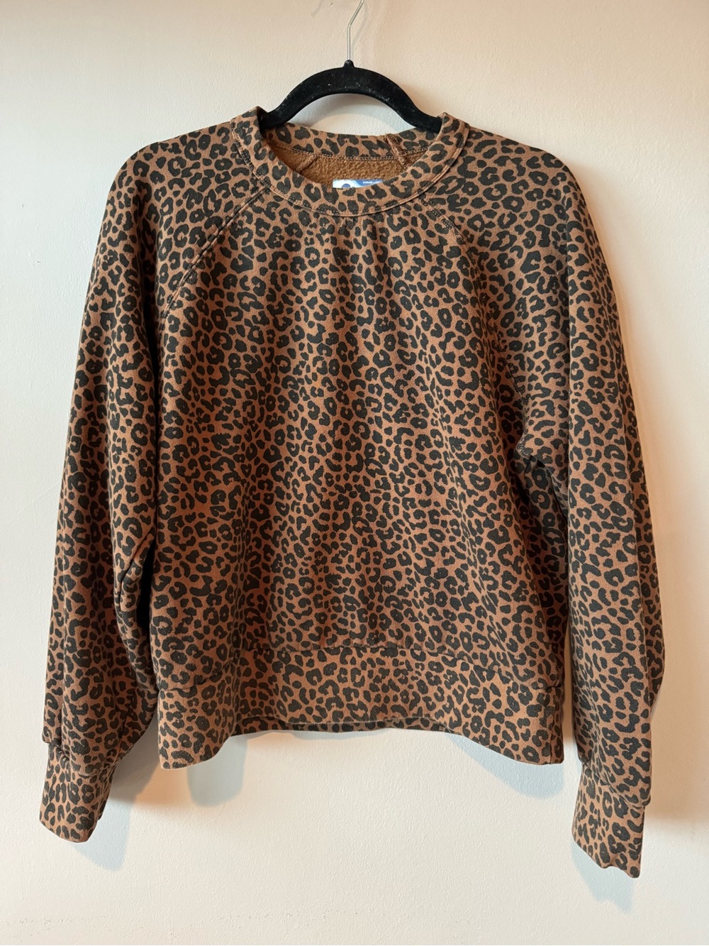 Marine Layer Women’s Cloud 9 Fleece Lined Leopard Crewneck Sweatshirt Size M